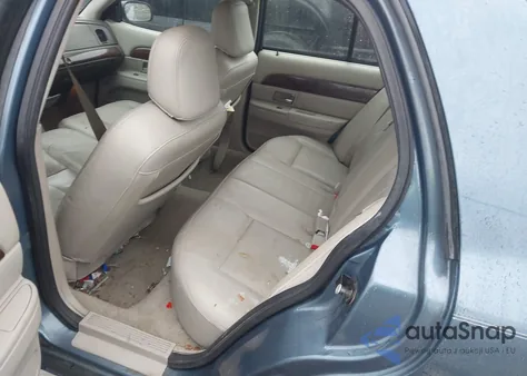 2008 Mercury Grand Marquis Gs z USA, uszkodzony, nr VIN 2MEFM74V68X624202